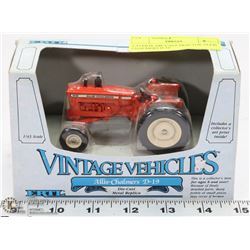 1:43 ERTL DIE CAST TRACTOR ALLIS CHALMERS D-19