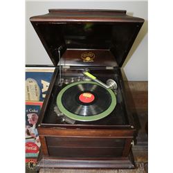 ANTIQUE TABLE TOP GRAMOPHONE - WORKS.