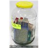 Image 1 : JAR OF RAZOR BLADES.