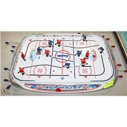 28) VINTAGE ROD HOCKEY GAME