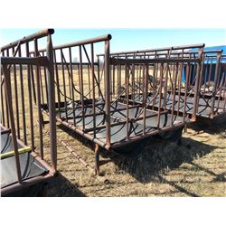 Round Bale Feeders, 2 Bale Capacity