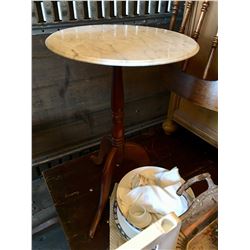 SIDE TABLE