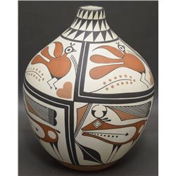 ACOMA POTTERY VASE (VALLO)
