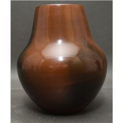 NAVAJO POTTERY VASE (CRANK)