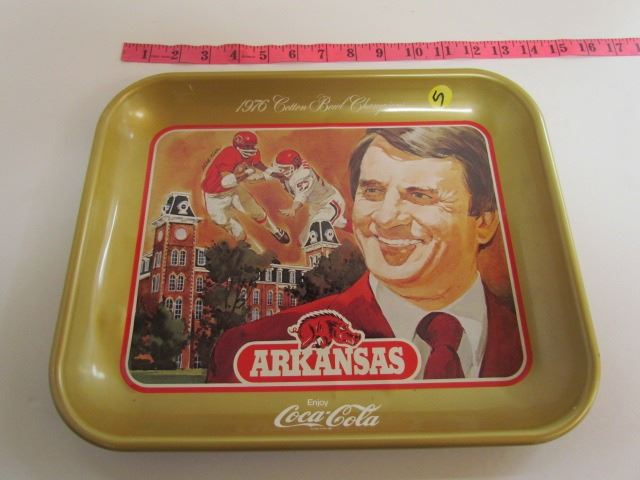 Arkansas 1976 Cotton Bowl Champions Coca Cola Tray Schmalz Auctions