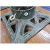 Image 2 : Heavy/Large Cast Iron 13.5x13.5 " Christmas Tree Stand