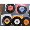Image 4 : 435 Rpm Records-Lot of 15-Radiers,Cat Stevens,Seseme Street,An American Tail,Billy Joel,Miami Sounds