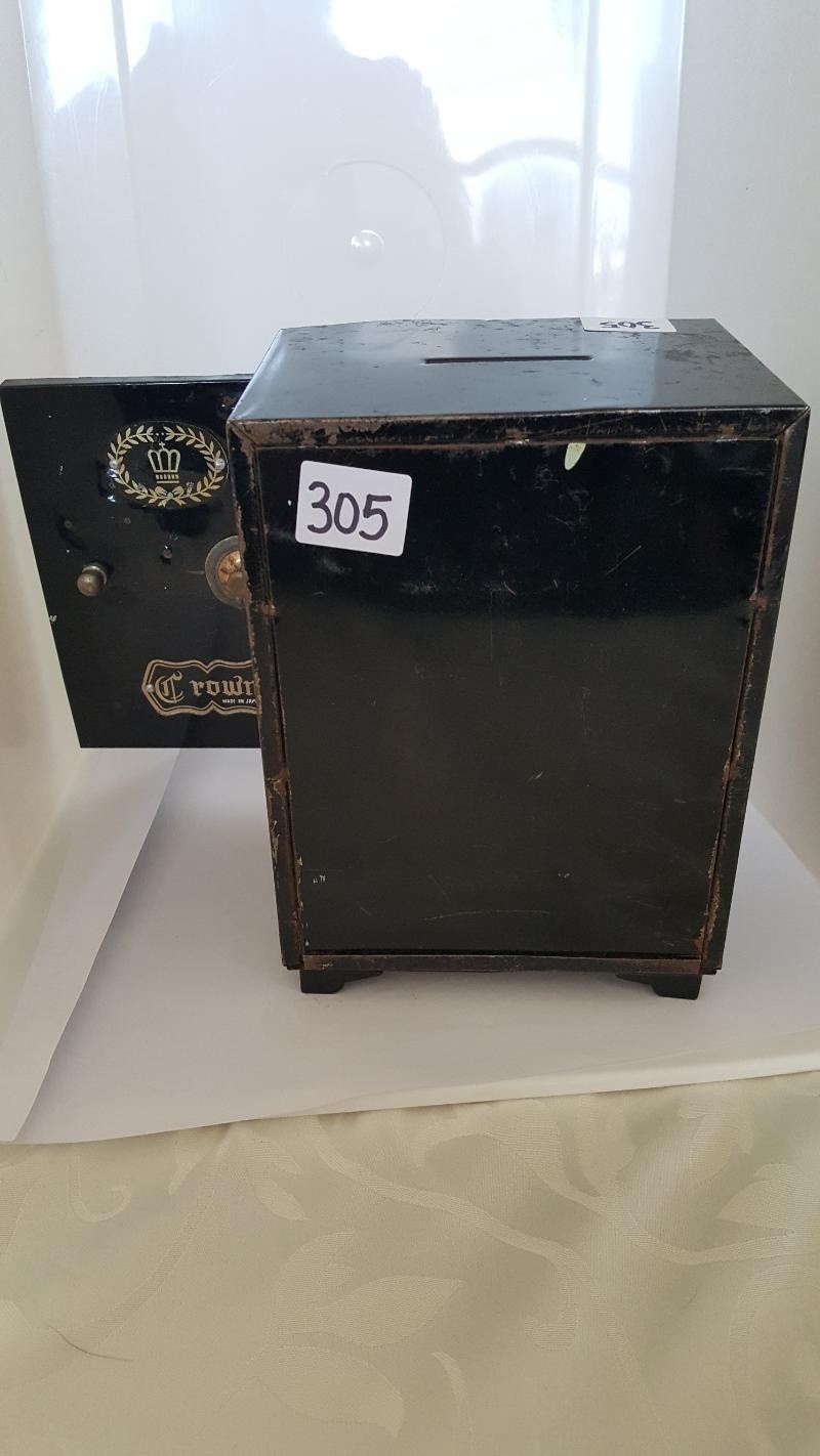 Crown Brand Steel Safe Shaped Coin Bank crown-brand-steel-safe-shaped-coin-bank