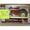 Image 1 : 1/16 scale IH 340 Gas Tractor toy Die Cast Classic Series 10.5"x7"