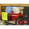 Image 1 : 1/16 scale IH 1256D (Exclusive Edition) Tractor Toy 6.5"x11"