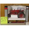 Image 1 : 1/16 Scale IH Farmall 400 Diesel Tractor Toy