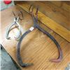Image 1 : 2 ice tongs -14" and 28"