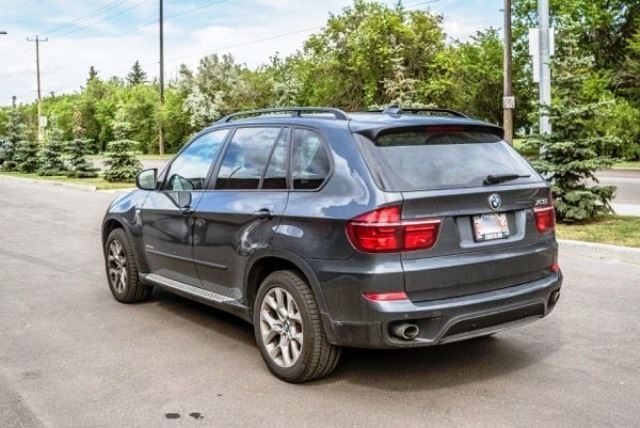 Friday Night 2011 Bmw X5 Suv The Electric Garage