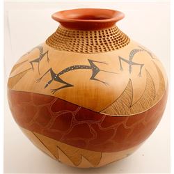 Pottery by Lupe Soto