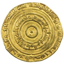 FATIMID: al-'Aziz, 975-996, AV dinar (4.14g), al-Mansuriya, AH381. VF