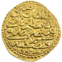 OTTOMAN EMPIRE: Murad III, 1574-1595, AV sultani (3.49g), Kostantiniye, AH982. EF