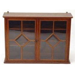 Good quality Edwardian mahogany hanging wal…