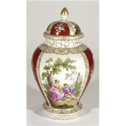 Dresden porcelain vase and cover, hand pain…