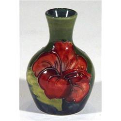 Miniature Moorcroft pottery vase, hand pain…