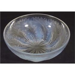 Opalescent Lalique glass bowl, moulded with…