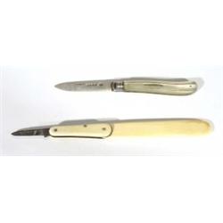 Victorian mother of pearl handled silver fr…