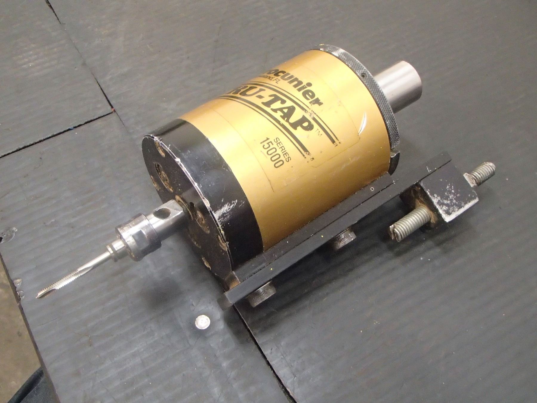 Procunier Series 15000, Tru-Tap Auto Reversing Tapping Head