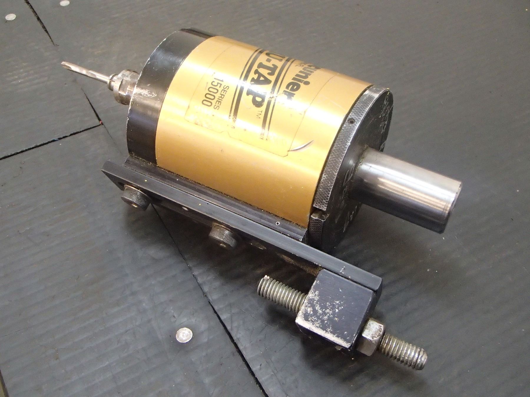 Procunier Series 15000, Tru-Tap Auto Reversing Tapping Head