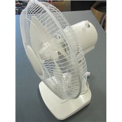 12" white Fan 3 speed oscillating