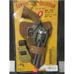 Cowboy Collection kids Cap Gun with Holster / shoots 12 shot ring clips