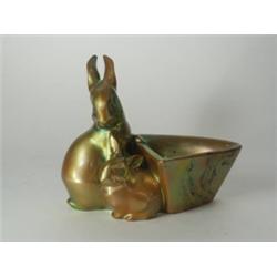 Nyuszipár tálkával