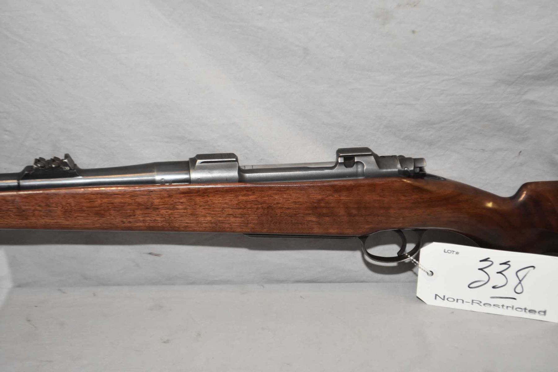 WINCHESTER MODEL 70 IN .375 H&H MAG WINCHESTER MODEL 70 IN .375 H&H MAG