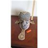 Image 15 : African Mask w/Shells