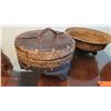 Image 2 : 3 Woven Spice Baskets w/Lids (largest is approx. 16" wide)