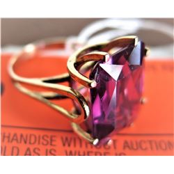 Emerad Cut Synthetic Amethyst 9 ct (16.5 x 13.3 x 6.5mm), Unmarked Yellow Gold, Tested 10K (nicks an