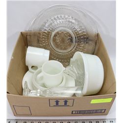 ESTATE BOX OF GLASSWARE INCLUDING MILK GLASS