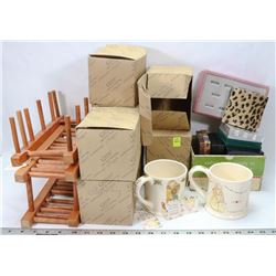 ESTATE LOT WITH EMPTY BOXES, GNOMY'S DIARIES MUGS