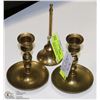 Image 1 : LOT OF 2 VICTORIAN BRASS CANDLE STICK HOLDERS &