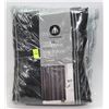 Image 1 : SHOWER CURTAIN SOLD WITH OVERSIZED IRONING