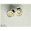 Image 1 : SILVER STUD EARRINGS