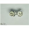 Image 2 : SILVER STUD EARRINGS
