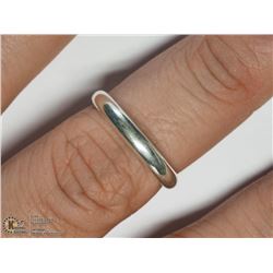 SILVER RING SIZE 6