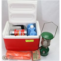 IGLOO LEGEND COOLER WITH COLEMAN LANTERN,