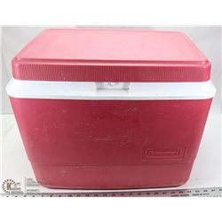 RUBBERMAID COOLER