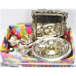 LOT OF VINTAGE WA ROGERS SILVERPLATE ITEMS