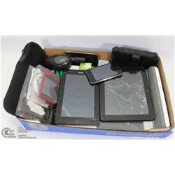 FLAT  OF TABLETS, PHONES, IPODS AND ACCESSORIES