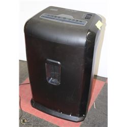 STAPLES BRAND 15 SHEET PAPER SHREDDER
