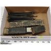 Image 1 : ESTATE FLAT OF ANTIQUE STRAIGHT RAZORS