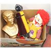 Image 1 : OLD RONALD MCDONALD TOY WITH BUST AND SPECIALTY