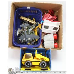 ESTATE FLAT OF VINTAGE TOYS