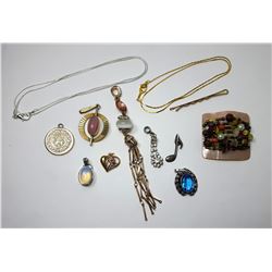 13 - LOT OF 9 PENDANTS, 2 CHAINS